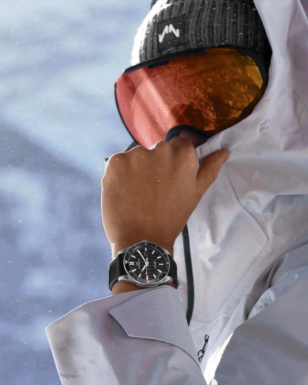 Adventure 42mm - Image 3